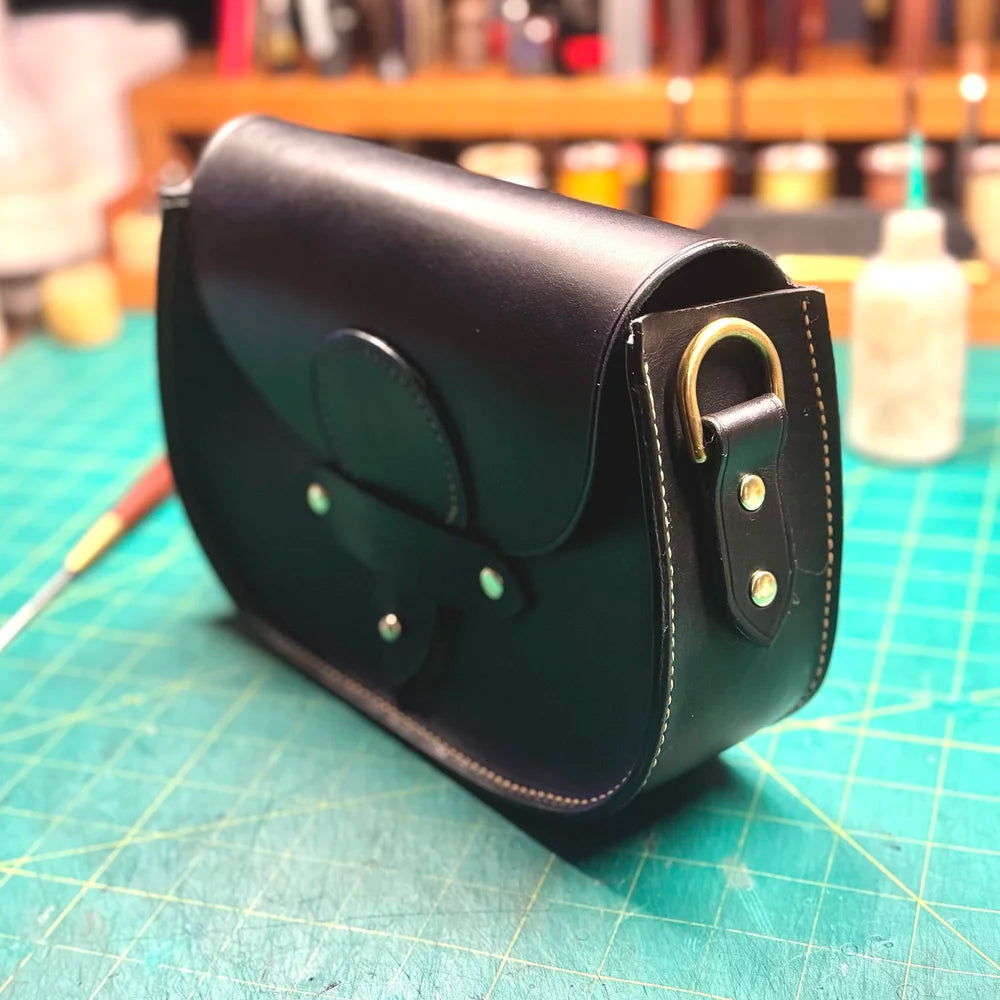 Aurantia Crossbody Bag - Colonial Black