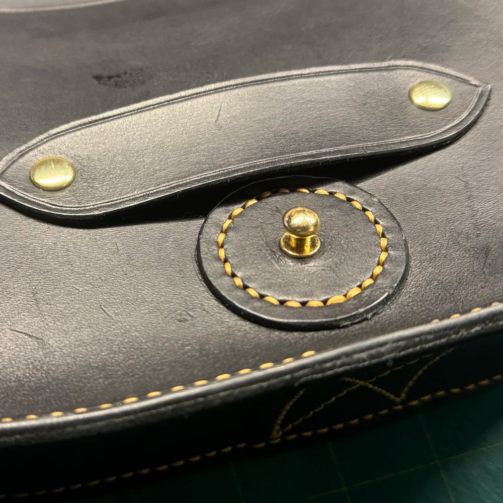 Aurantia Crossbody Bag - Colonial Black