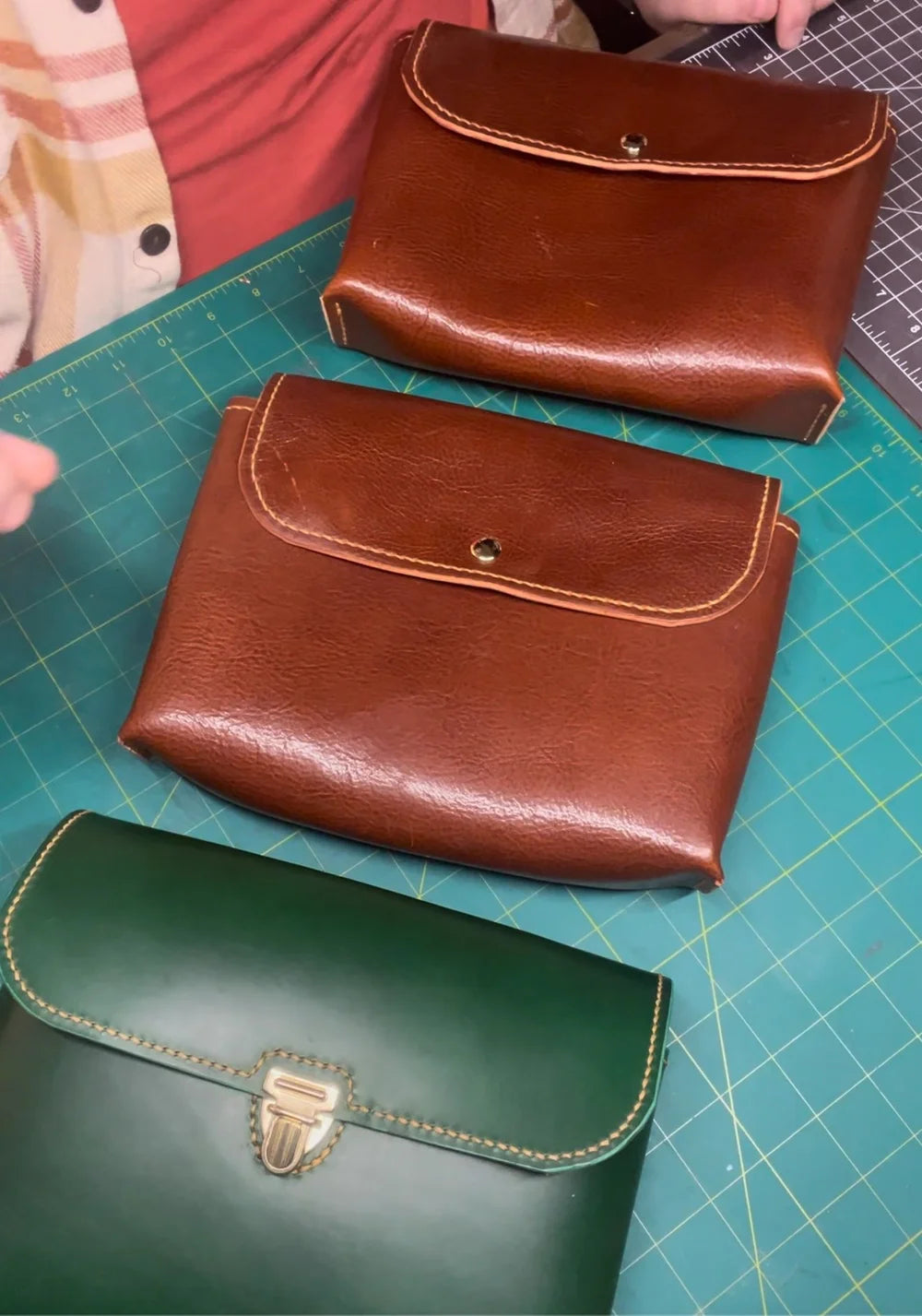 One Love Crossbody - Stradivari Old Fashion, Magnetic Snap Closure